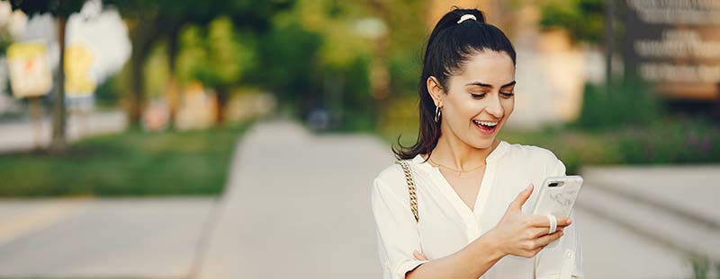 Top Mobile Apps Every PG Girl Should Have: From Safety to Productivity